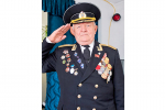 На груди – государственные награды